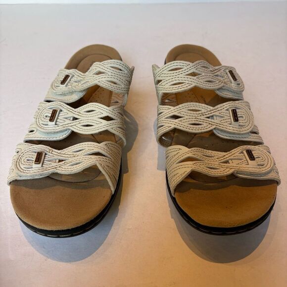 Clarks Collection Women's Cream Sandals with Woven Straps Slip On Size 8M - Picture 2 of 9